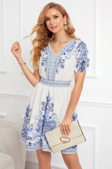 Vestido de verano con cuello V blanco estampado con mangas cortas